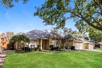 Building Photo - 2120 Steeplewood Dr