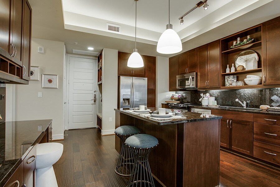 Primary Photo - 205 Barton Springs Rd