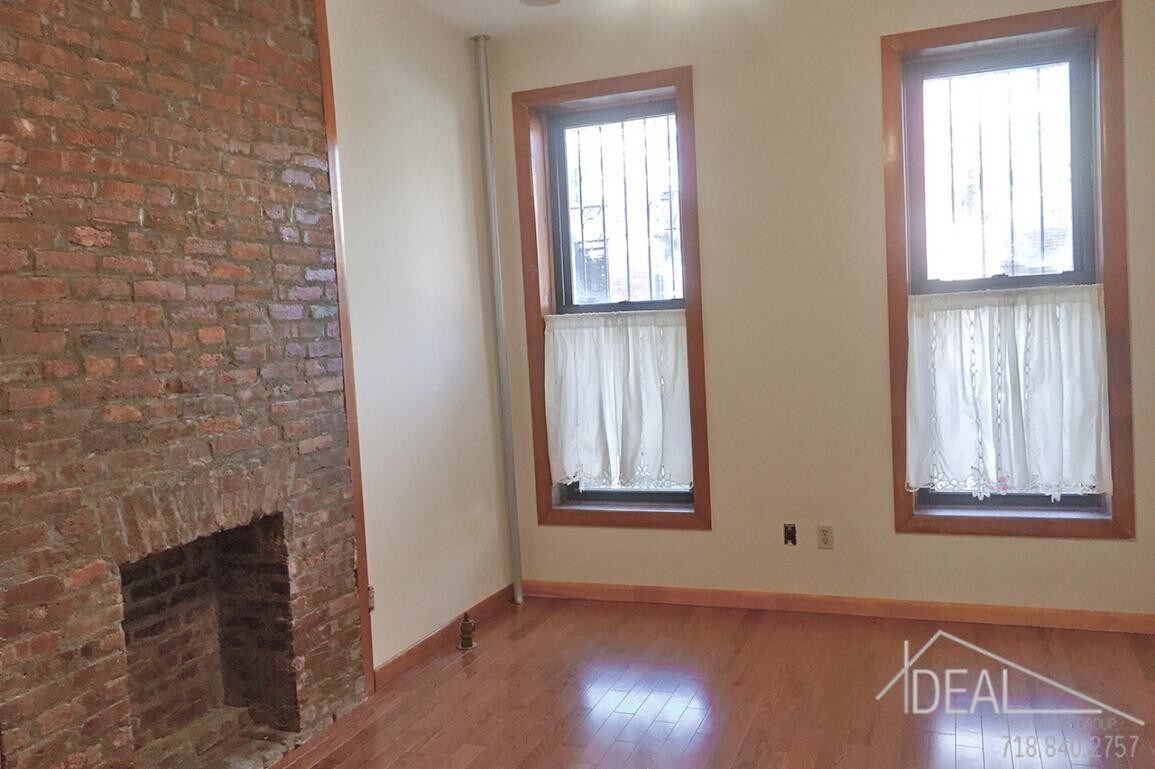 Primary Photo - 310 E 14th St