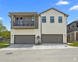 Building Photo - 6348 Oakbend Cir