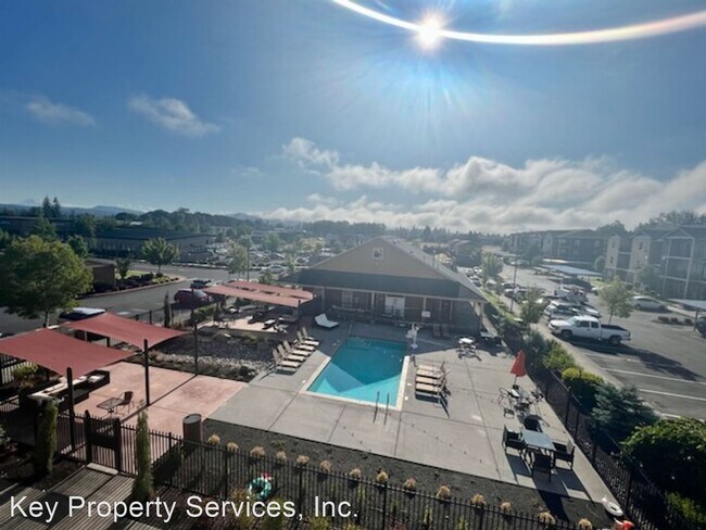 Building Photo - 1 br, 1 bath Apartment - Beautiful Apartme...