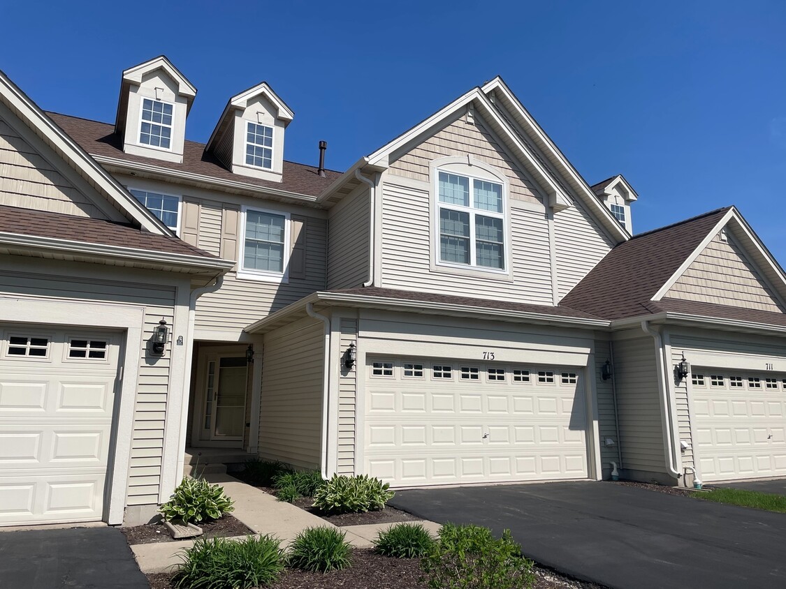 713 Buckboard Ln, Sycamore, IL 60178 Townhome Rentals in Sycamore IL