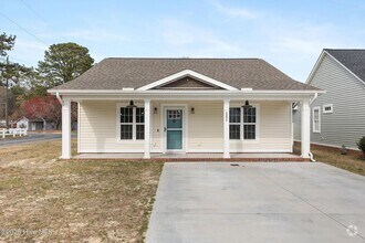 Building Photo - 600 Cuddington Ln