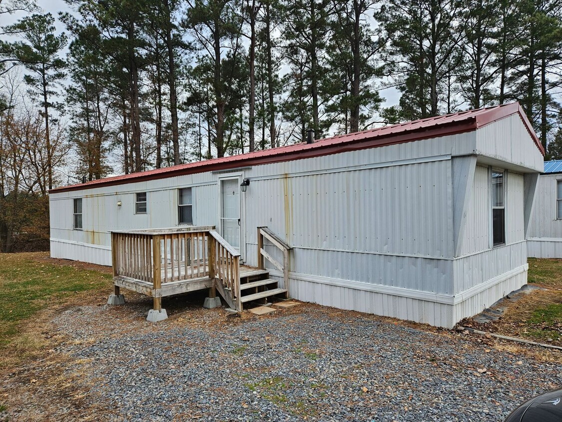 Primary Photo - Renovated 2 Bedroom, 2 Bath Mobile Home!