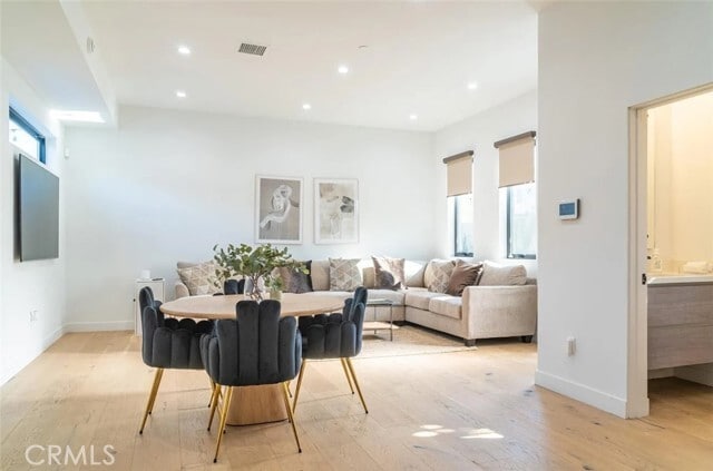 Foto del edificio - 12134 Clarkson Rd