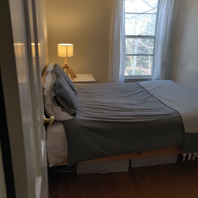 15 Bemis Rd Unit 5, Wellesley, MA 02481 Apartments in Wellesley, MA