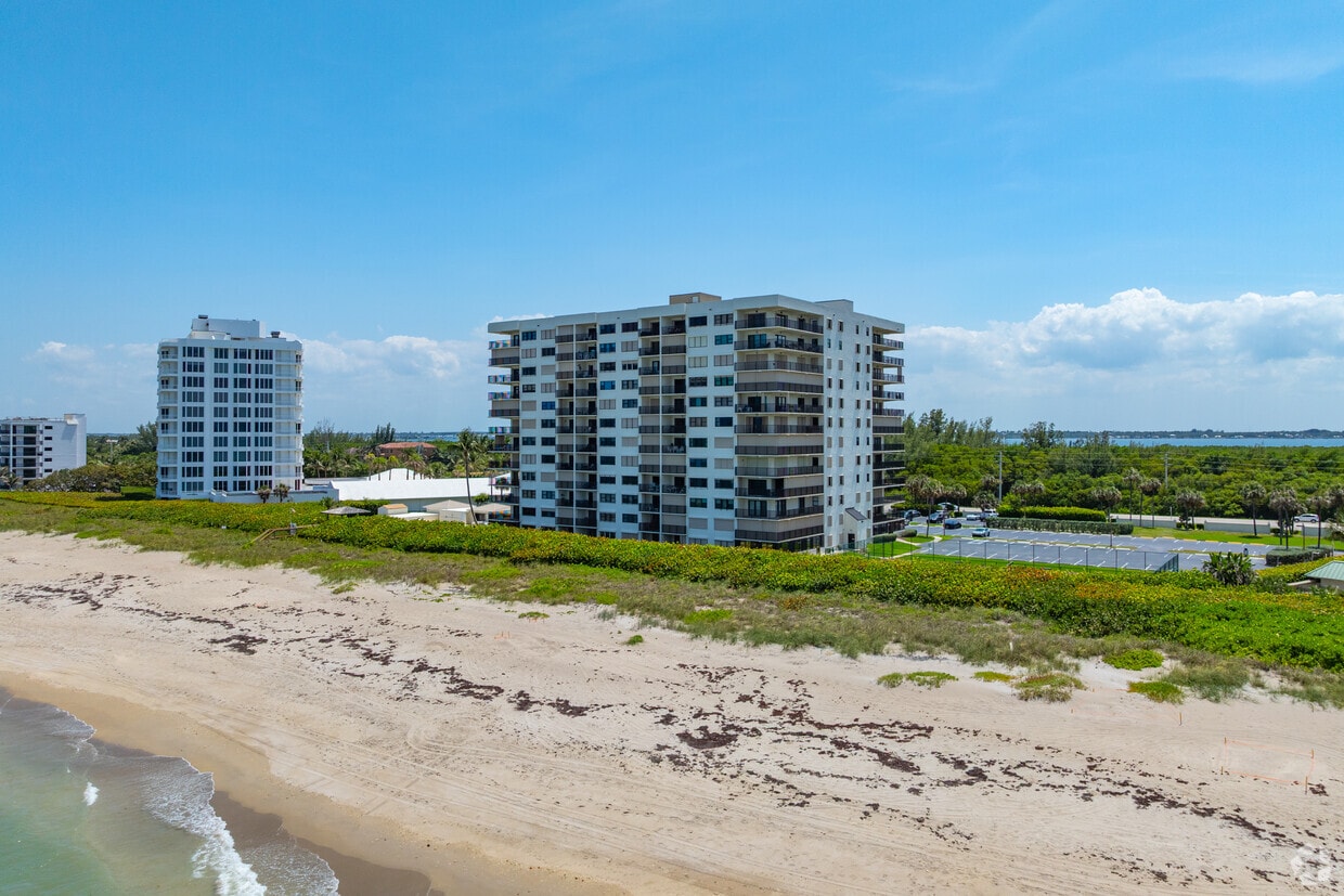 Sea Winds Condominium - 9 Units Available for Rent | Jensen Beach