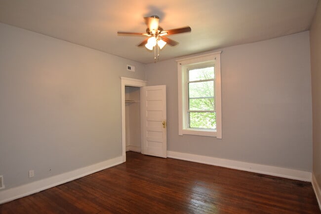 Building Photo - 144 N Arsenal Ave