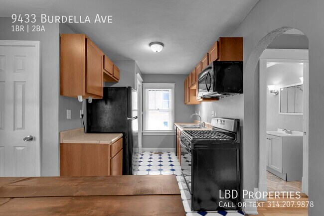 Foto del edificio - 9433 Burdella Ave