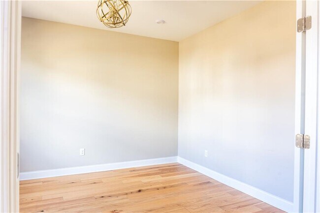 Building Photo - 8040 Scenic Ridge Wy