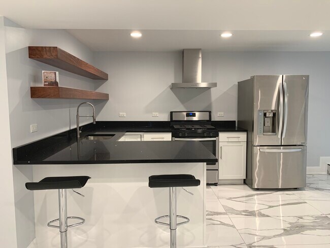 Foto del edificio - 3929 N Whipple St