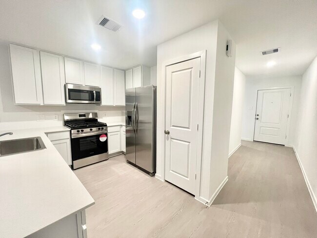 Foto del edificio - 1459 Cactus Rose Dr