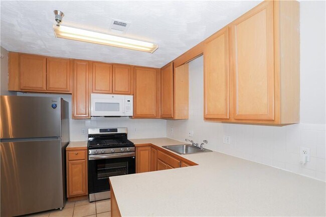 Foto del edificio - 303 Brookside Way