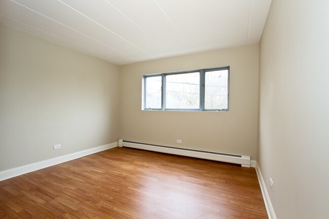Foto del edificio - 3225 W 111th St