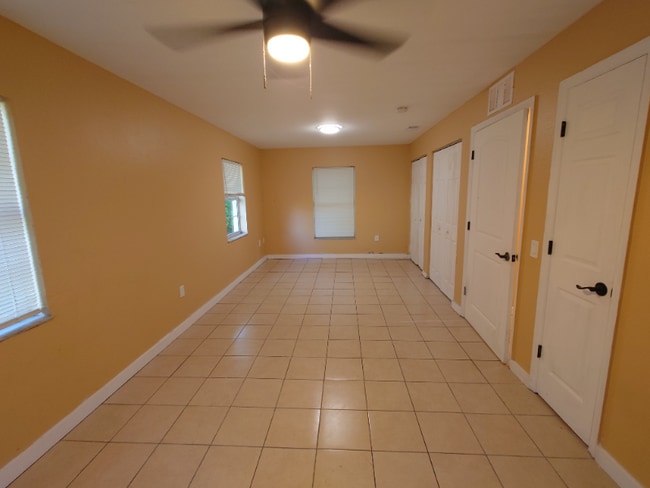 Foto del edificio - 1346 37th St NW