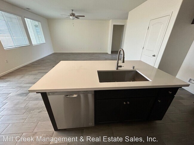 Foto del edificio - 4 br, 2 bath House - 3467 Lennox