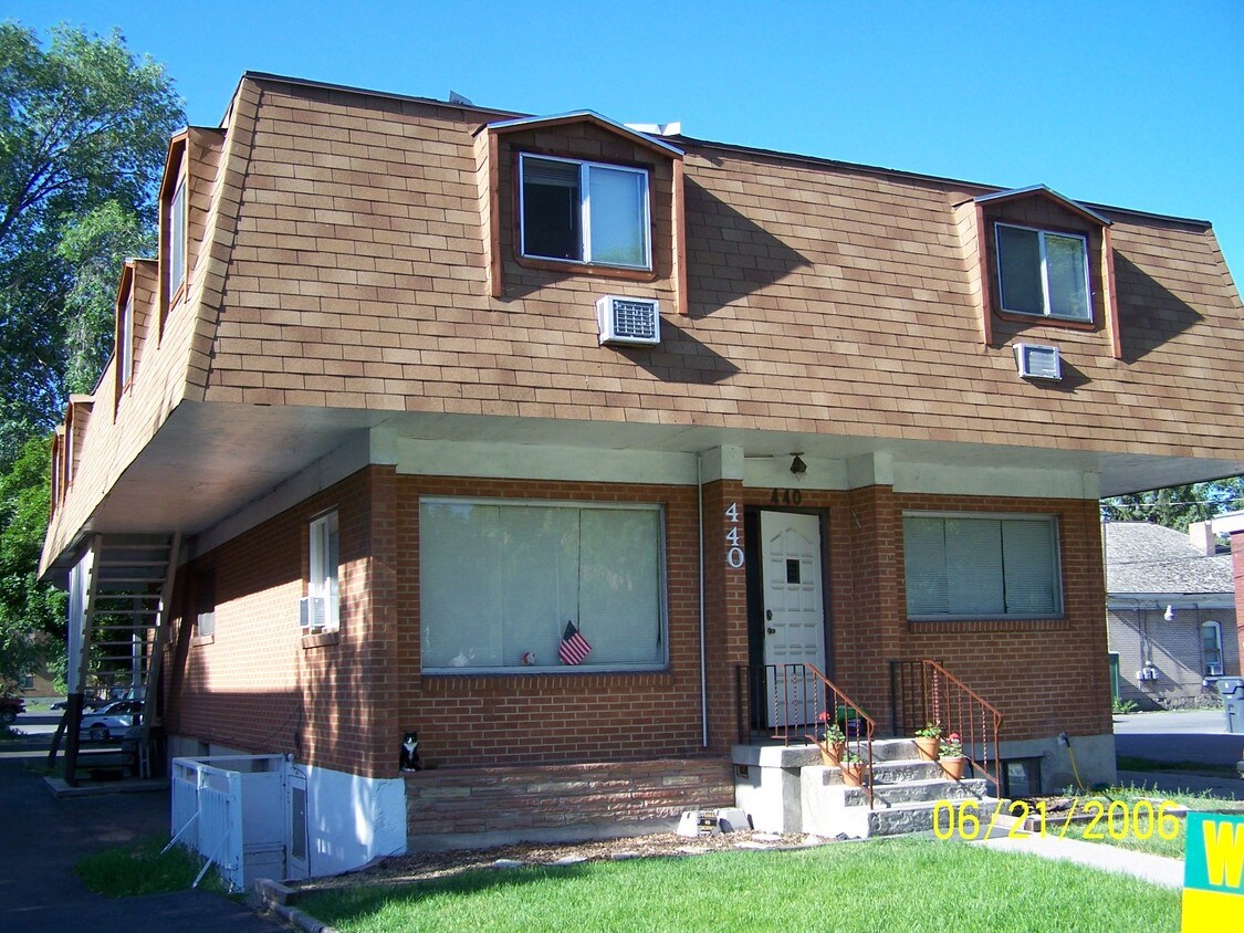 Building Photo - 440 N 700 E