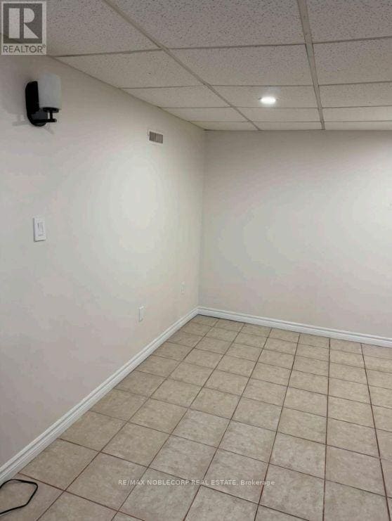 Building Photo - 131 Redwater Dr
