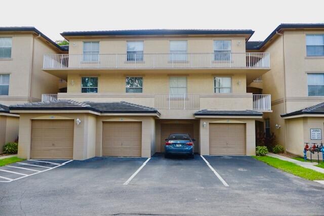 Building Photo - 2080 Greenview Shores Blvd