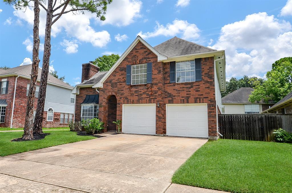 Primary Photo - 1206 Green Knoll Dr