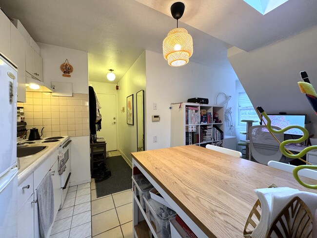 Photo du bâtiment - 198 Dunn Ave