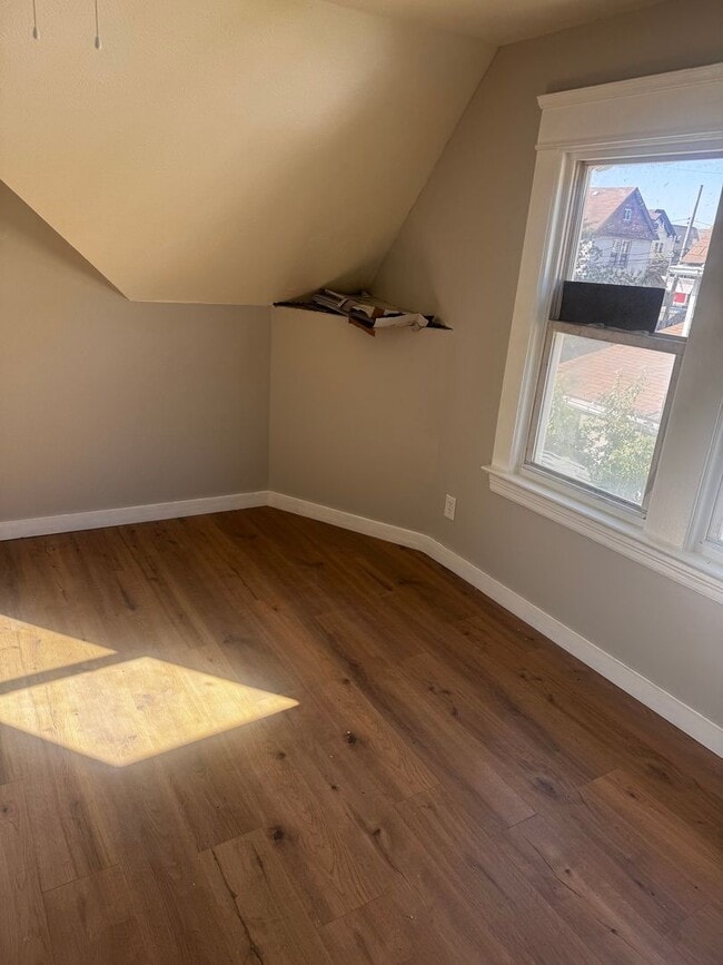 Building Photo - 3811 E 50th St