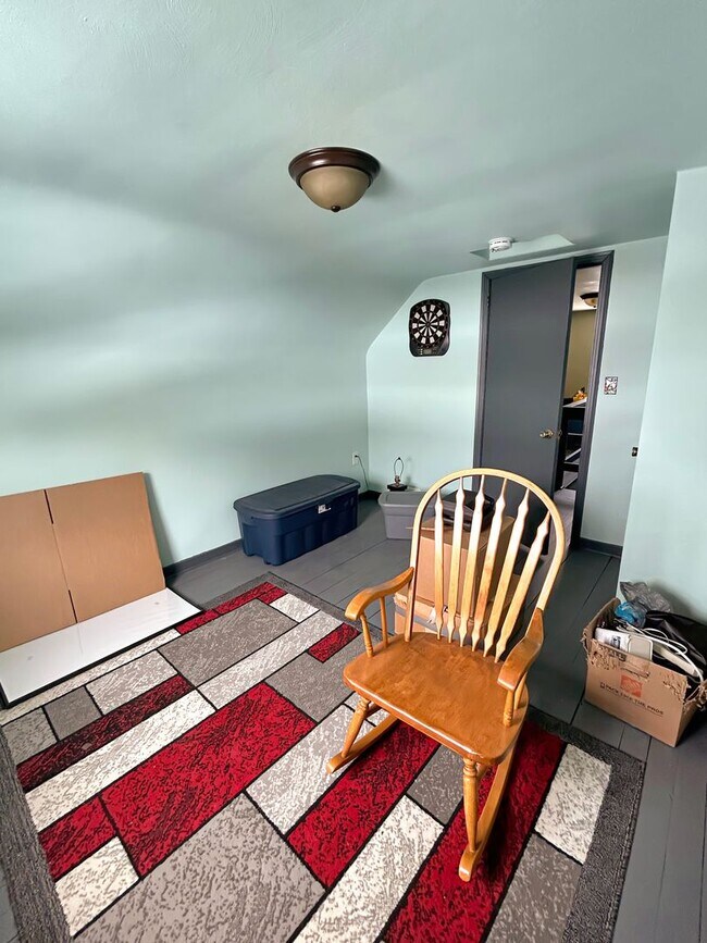 Foto del edificio - Charming 3-bedroom, 1-bath home in Oakdale, PA!