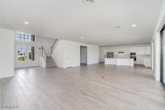 Building Photo - 10777 Timber Creek Dr