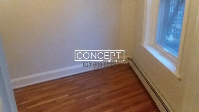 Building Photo - 28 Fleet St