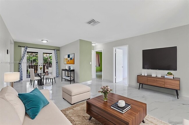 Foto del edificio - 7557 Farragut St