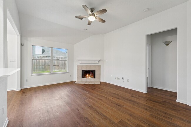 Foto del edificio - 407 Mystic Trail Loop