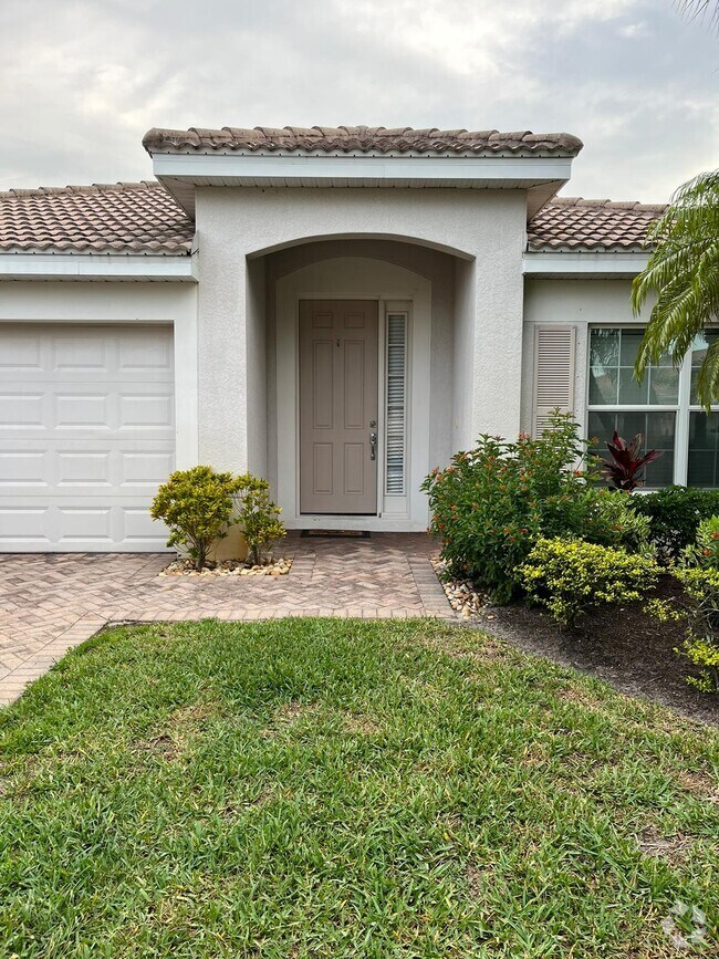 Emerson Park Apartments for Rent with Washer & Dryer Ave Maria, FL