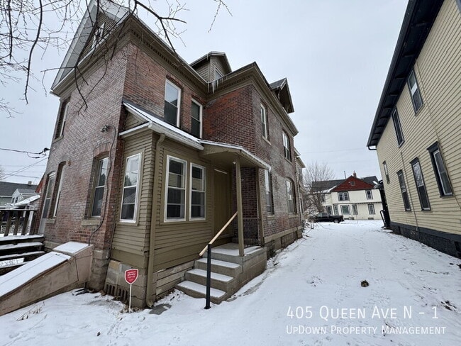 Foto del edificio - 405 N Queen Ave
