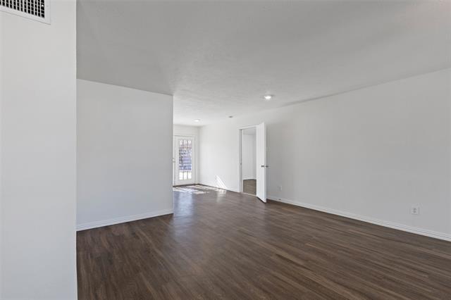 Foto del edificio - 5648 Perrin St
