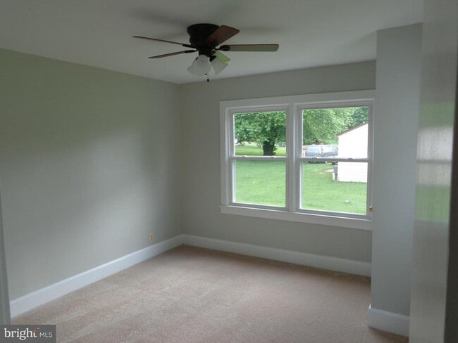 Building Photo - 607 Waterloo Rd