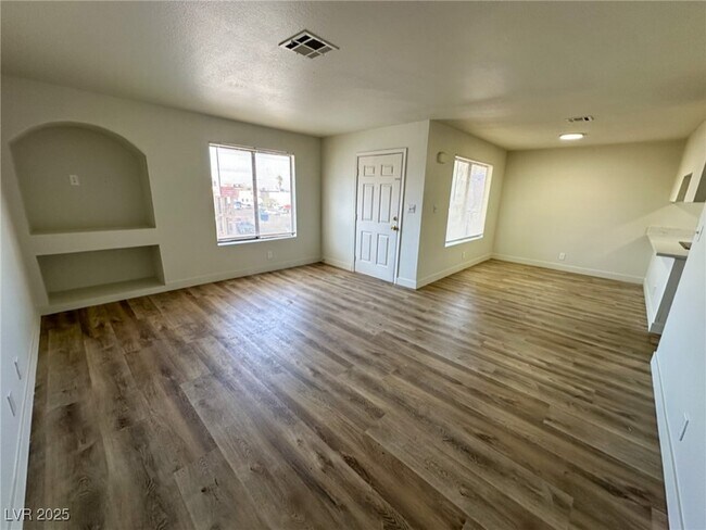 Foto del edificio - 6932 Kilgore Dr