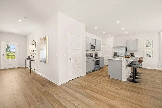 Foto del edificio - 3122 Lyman Ridge Rd
