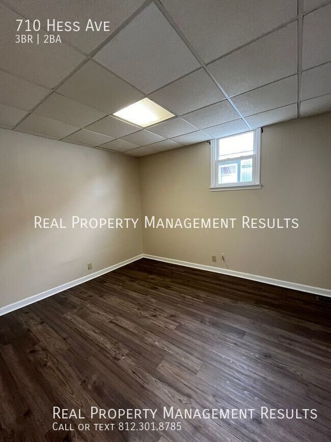 Foto del edificio - 710 Hess Ave