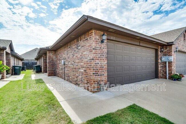 Building Photo - 433 Chalk Hill Ct