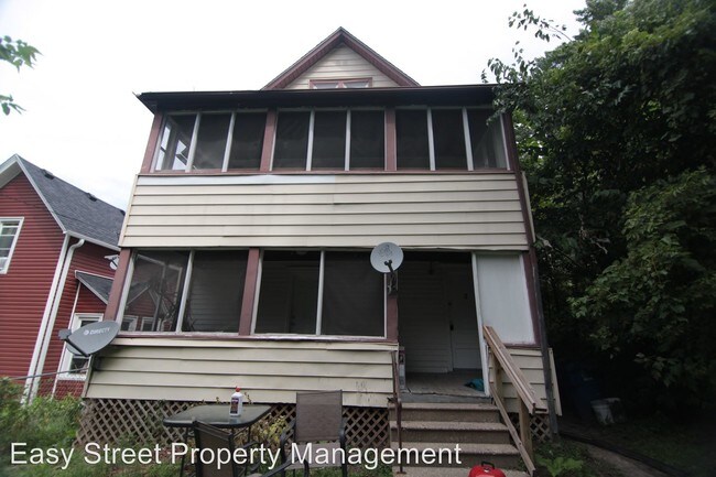 Building Photo - 1228 11th Ave
