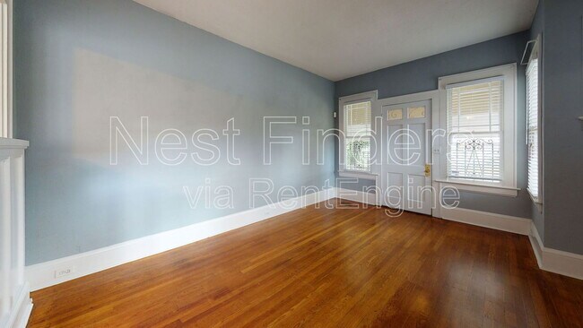 Foto del edificio - 3619 Riverside Ave