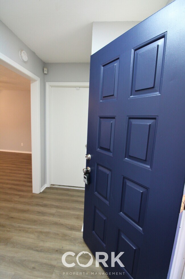 Foto del edificio - 708 Teal Pl