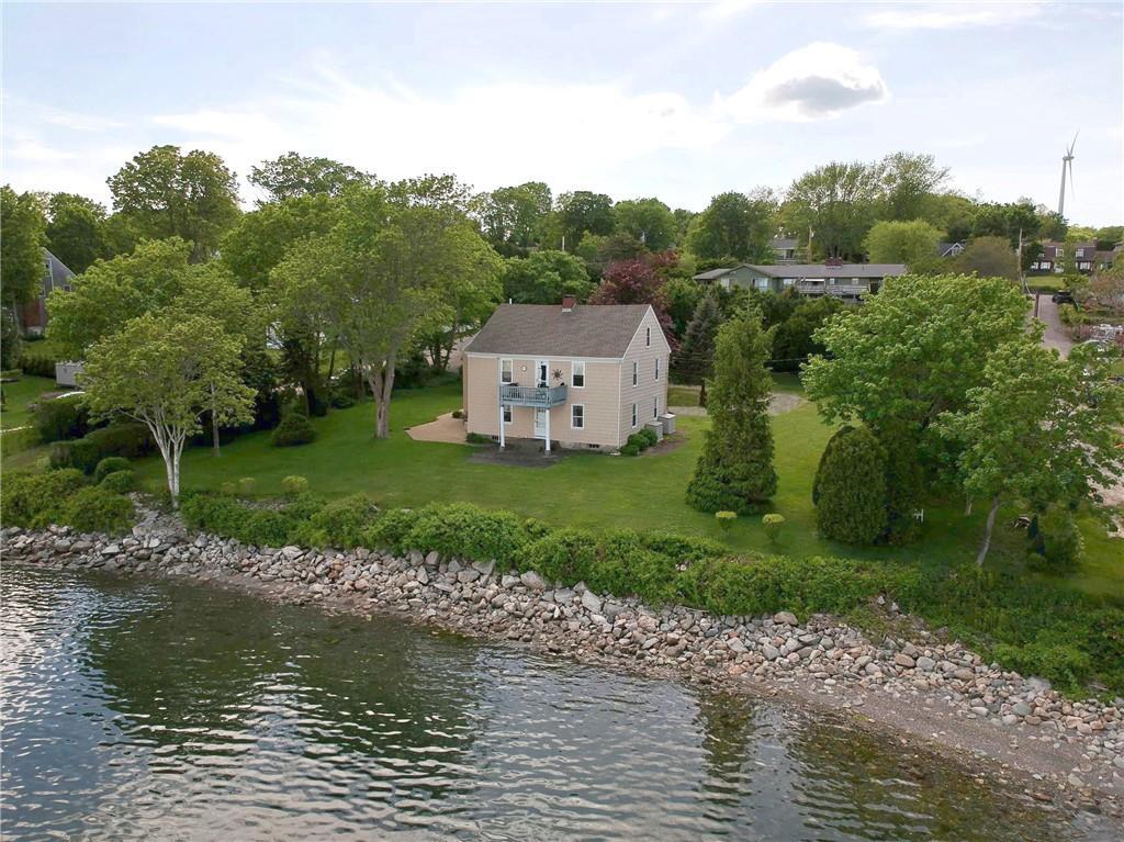 38 Morningside Ln Unit 2, Portsmouth, RI 02871 Room for Rent in