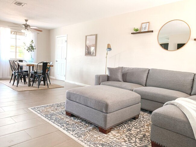 Foto del edificio - Fully Furnished OR Unfurnished Scottsdale