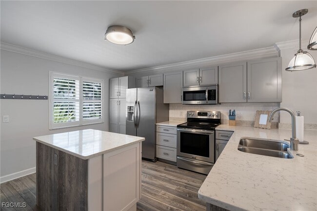 Building Photo - 3021 Sandpiper Bay Cir