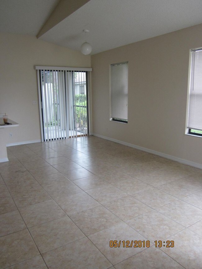 Surrey Woods Townhouse for Rent in Fort Pierce, FL