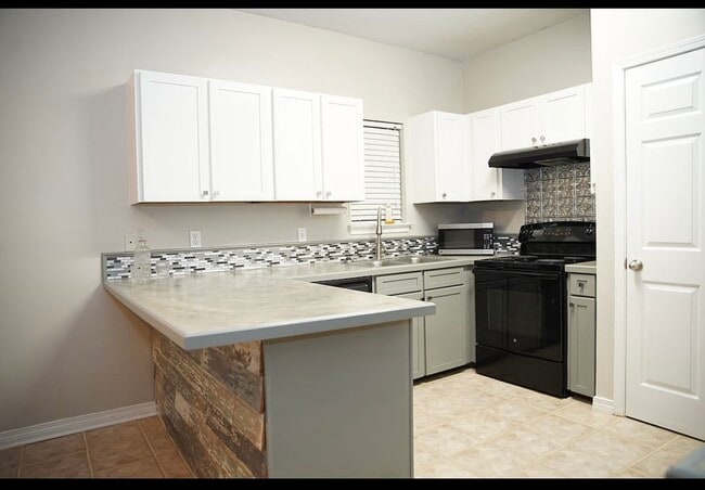 Building Photo - 5131 Butter Creek Ln