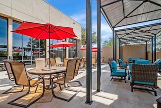 Building Photo - Central Plaza Living