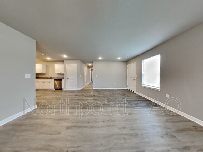 Foto del edificio - 213 SW Sunflower St