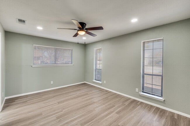 Building Photo - 2712 Chebi Ln